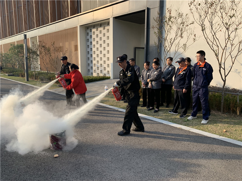 员工演练_副本.jpg