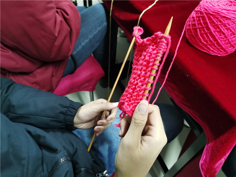 男同学织出的半成品 (2).jpg