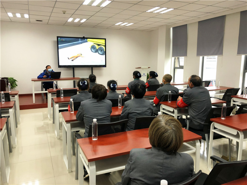 花桥轨交项目12.8日安全培训 (4).jpg