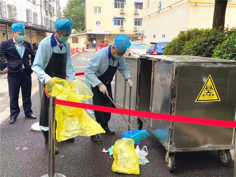 医疗废物泄露-收集.jpg