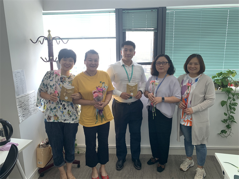 给老师送节日祝福 (2).jpg