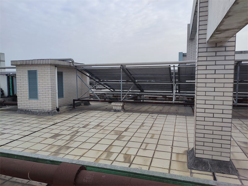 相城人民医院楼顶清洁图片5.jpg