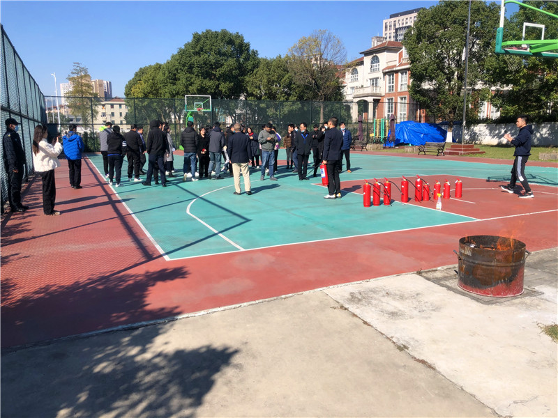 11.9日楼内消防演练 (3).jpg