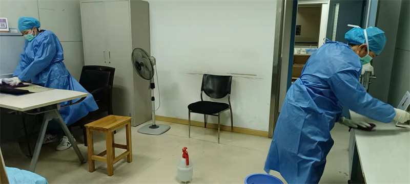 门诊门诊全面消毒2.jpg