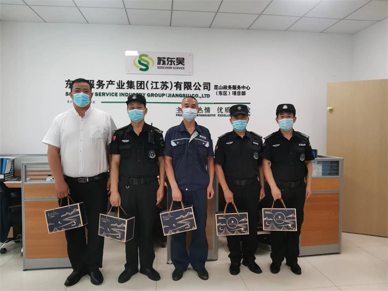 政务东区退伍军人（谭政华 李前友 胡居志 殷朝科 李国斌）.jpg