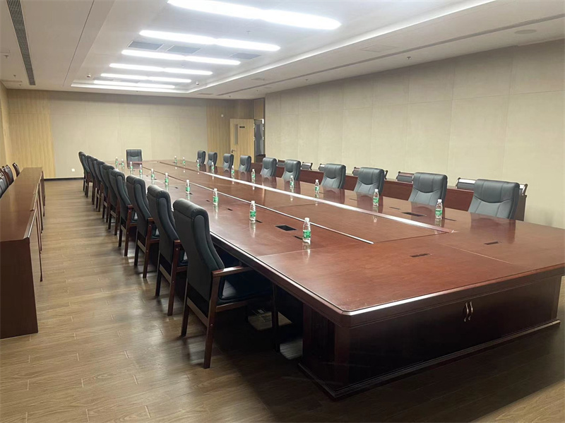 布置好的会议室.jpg
