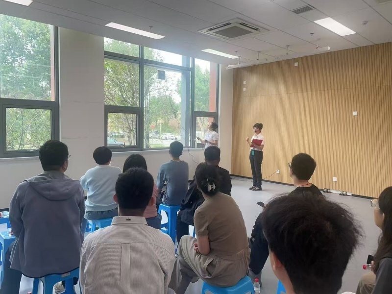 擦窗机器人展示.jpg.jpg