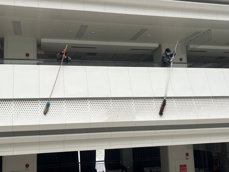 图书馆装饰面清扫.jpg