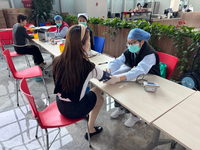 无偿献血活动照片5.jpg