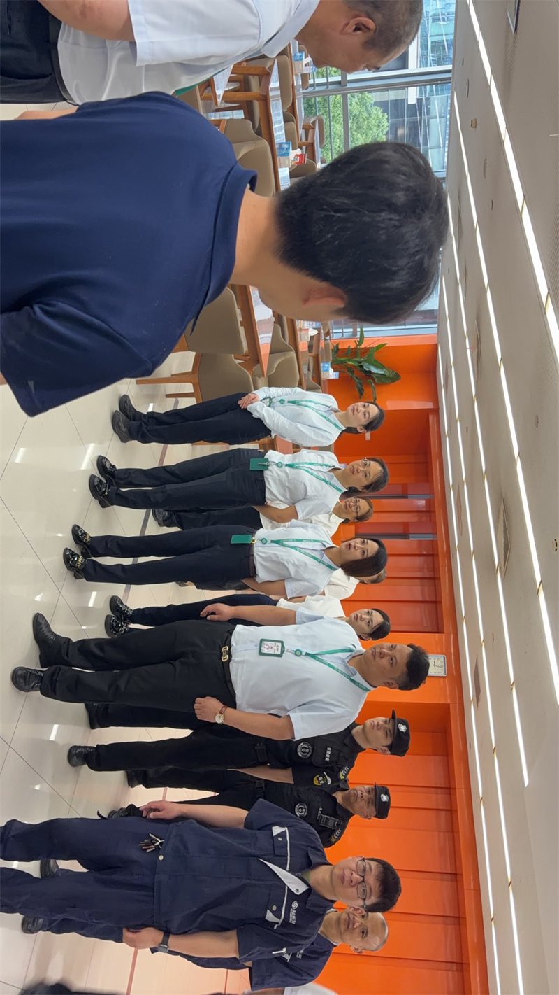 电梯困人应急培训.jpg