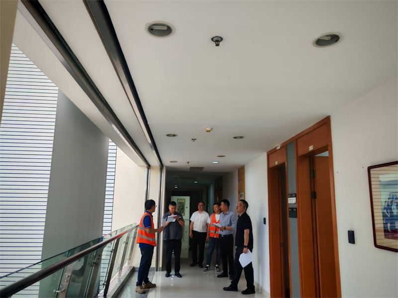 中国人民大学苏州校区 检查（卷帘门）.jpg