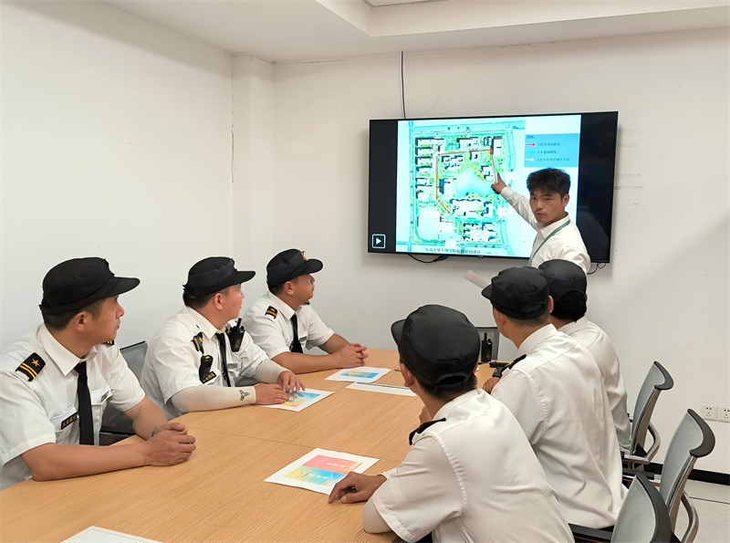 1783323989129229.jpg 活动前开会.jpg