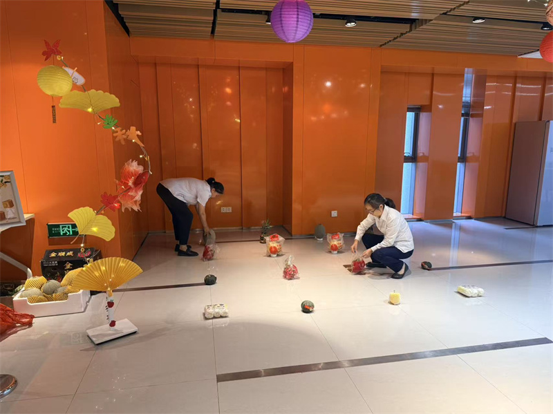 1790242069271321.jpg 布置活动区域.jpg