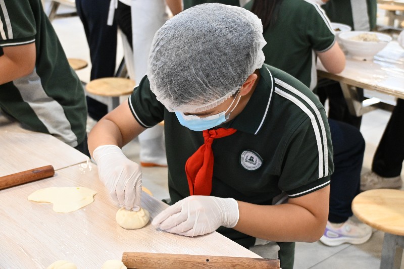 1792391982123299.jpg 学生1_副本.jpg